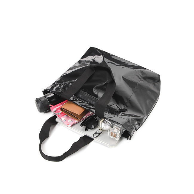LeSportsac Unisex Carryall Zip Tote In Black Shine - 43367108346158