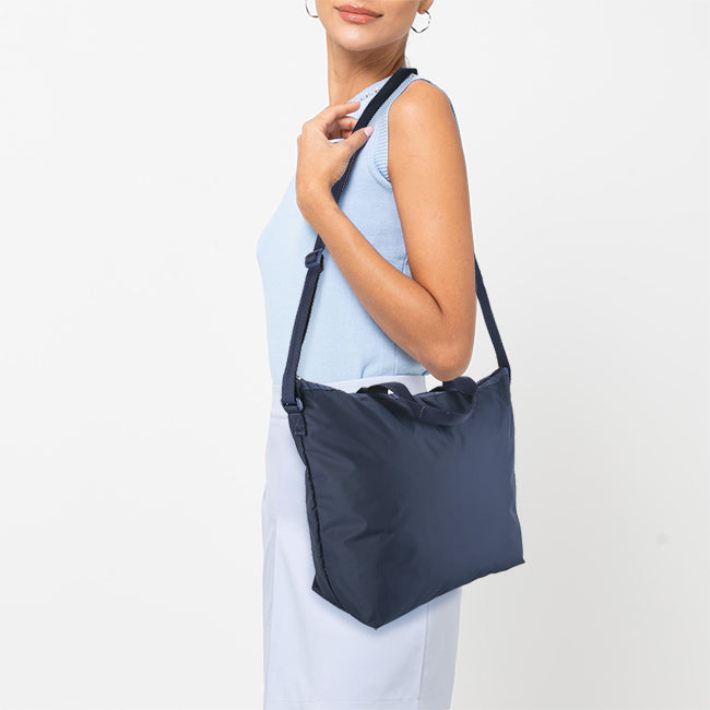 DELUXE EASY CARRY TOTE - 40083885785390